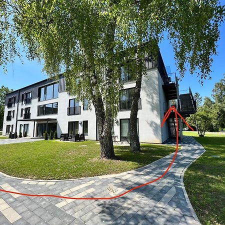 Lovely Apartment By The Sea. Ķesterciems Екстериор снимка
